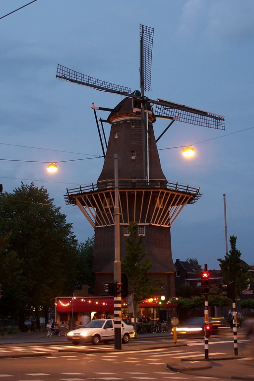 Ветряная мельница в Амстердаме, предпоследняя